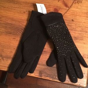 Black gloves